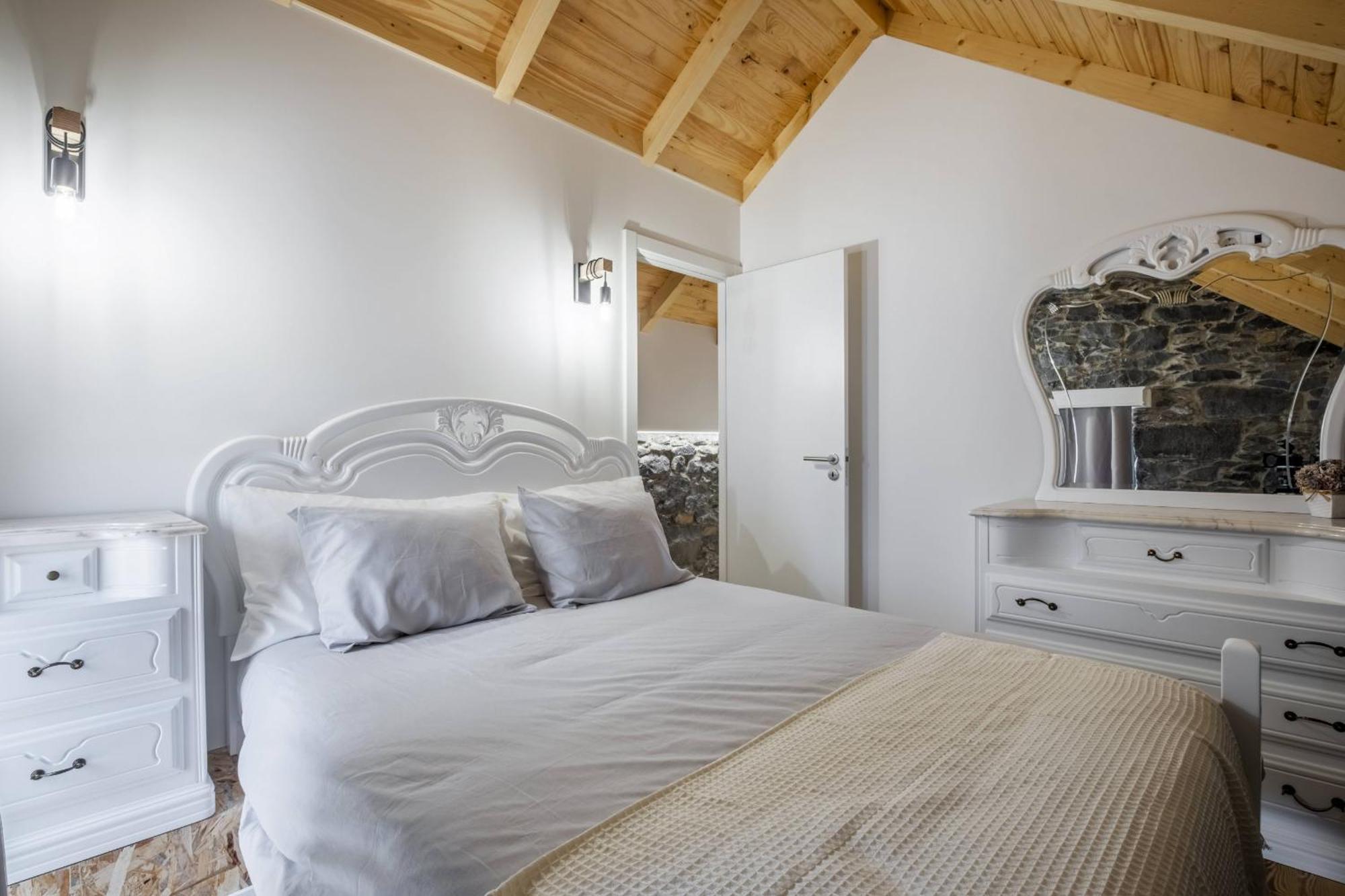 Mountain Retreat By Madeira Sun Travel Holiday home *
